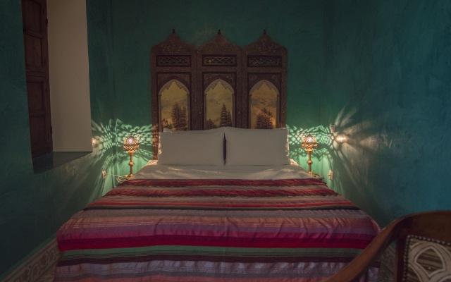 Riad Yamina52