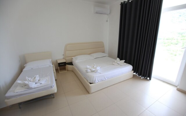 Zahos Hotel