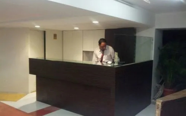 OYO 13771 Executive Residency