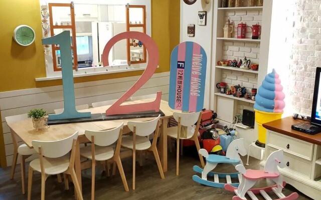12 Kids House