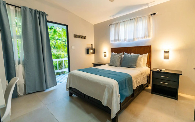 Travellers Beach Resort