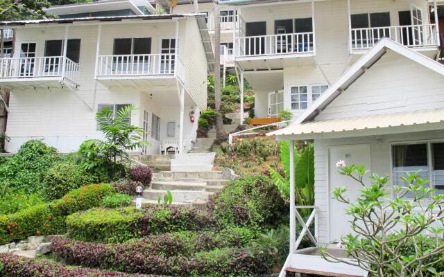 Phi Phi Uphill Cottage