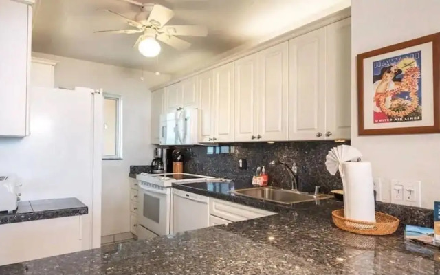 Menehune Shores 601 2 Bedroom Condo