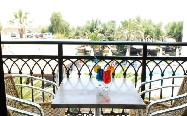 Villa-Nostos
