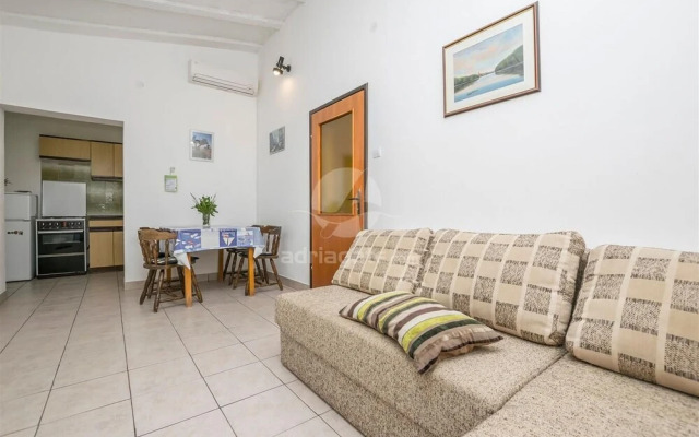 Beatiful Apartment Blue near Sandy Beach