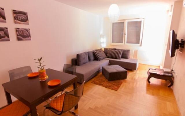 Apartment Lenilu