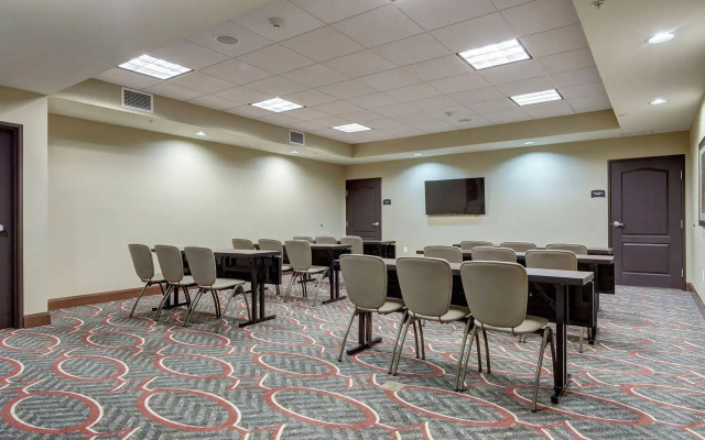 Staybridge Suites St Louis - Westport by IHG