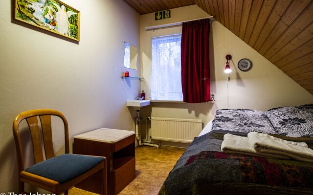 Hotel Hjarðarból