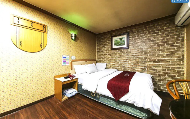 8Motel