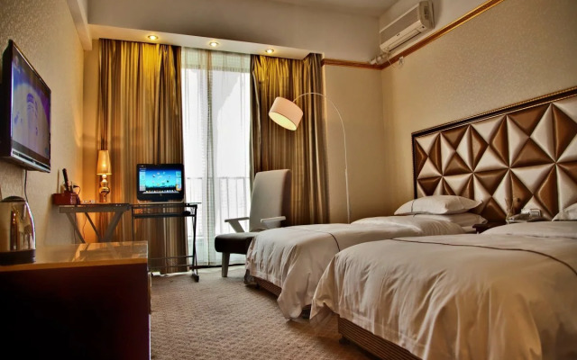 D6 Hotel South Railway Station