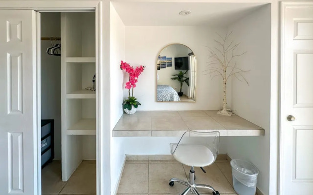 Relaxing Getaway 2BR Condo