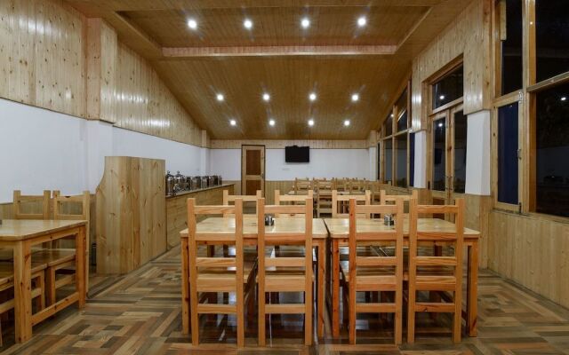 OYO 15699 Hotel Conifer