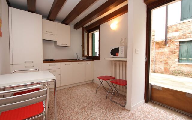 City Apartments - Gregorio