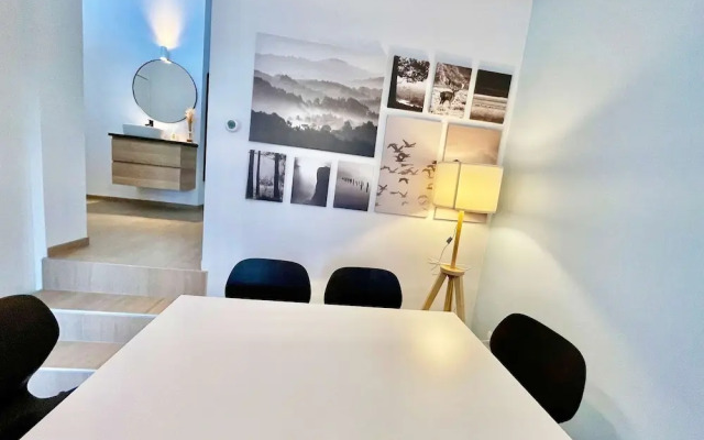 Luxury 2BR 2BA Near Fashion District by Oneluxstay
