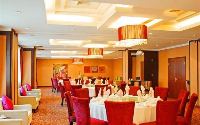 Le Garden Hotel