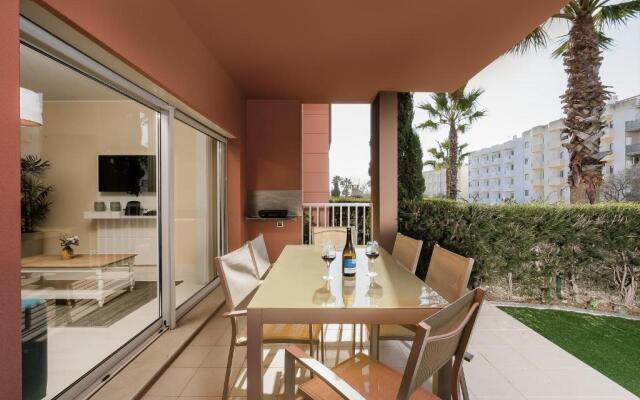 LuxRocha Beach Home by Real Life Concierge