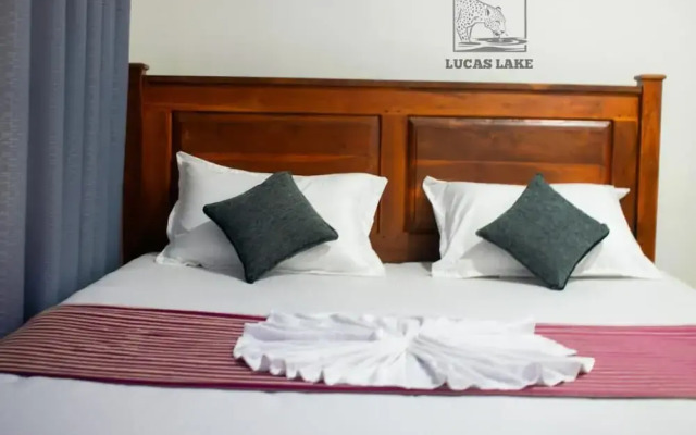 Lucas Lake Hotel