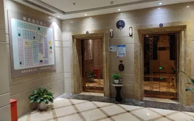 Aurora Boutique Apartment (Shenzhen Futian Qiaoxiang Branch)