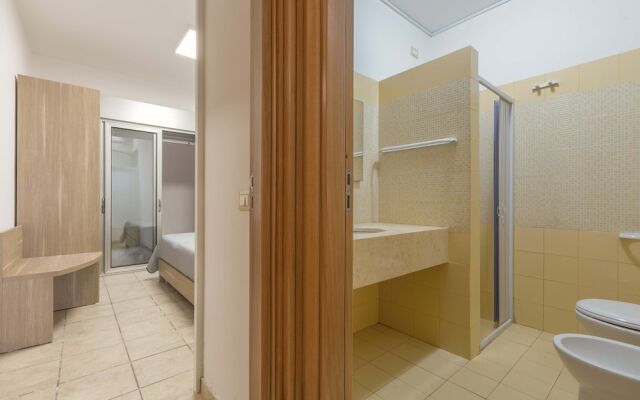 2828 Residence Solaris - Bilo Seminterrati by Barbarhouse