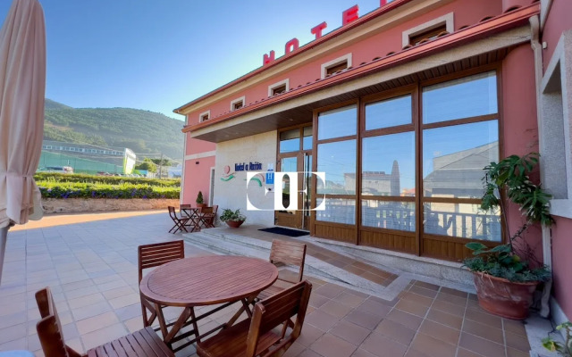 Hotel A Raíña