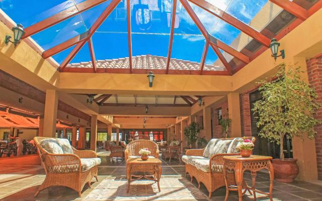 Los Parrales Resort Hotel