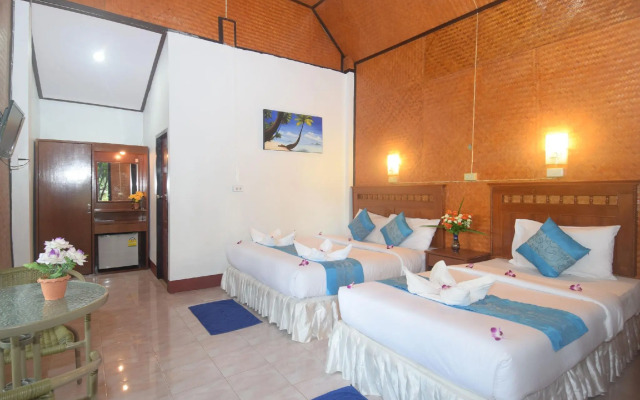 Lanta Sunny House