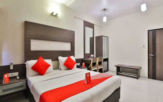 OYO 1271 Hotel Raajpath