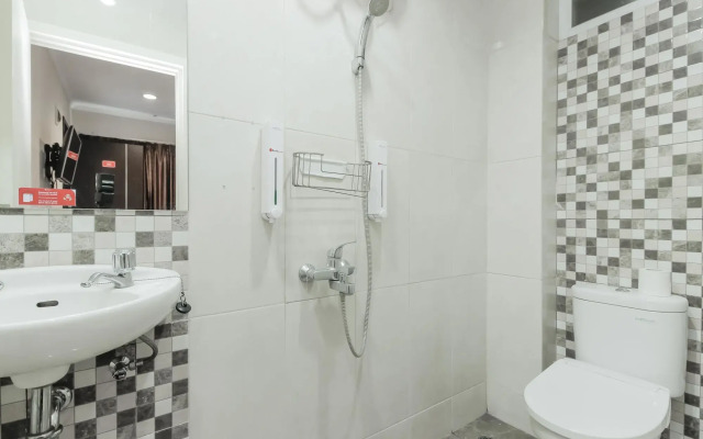 RedDoorz Plus @ Thamrin