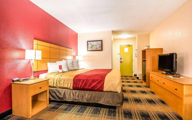 Americinn Topeka