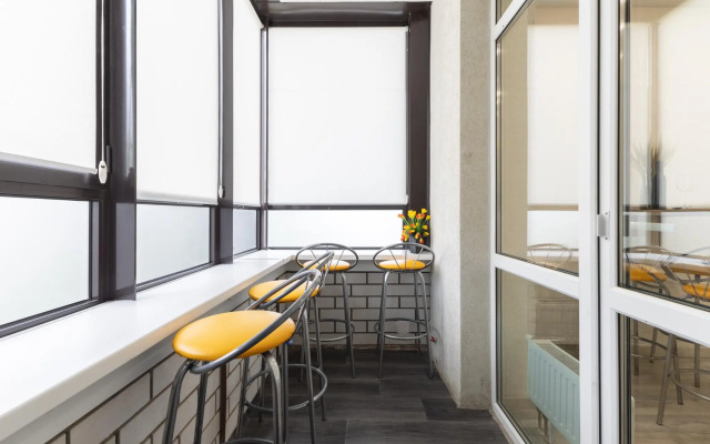 Апартаменты Комфорт на улице Разведчика Ахмерова 9