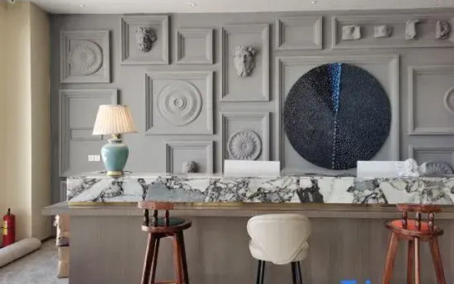 VIP House Hotel (Pinghe store)