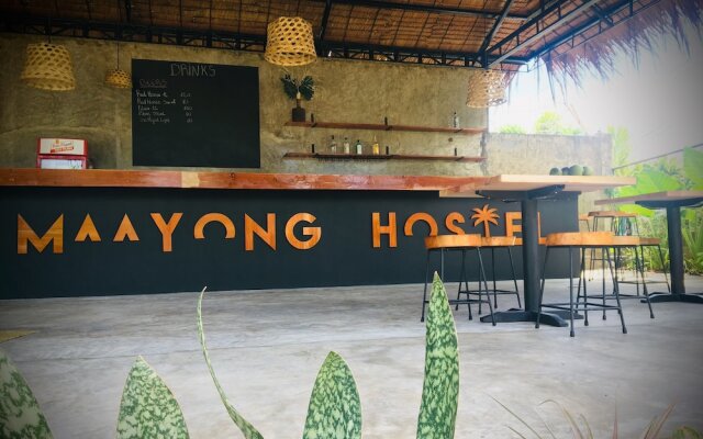 Maayong Hostel - Adults Only