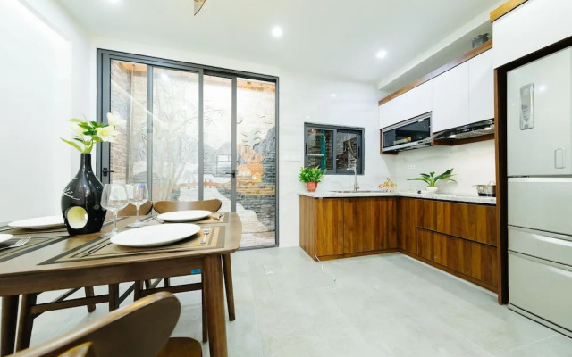 The Art - HiHome KMT Deluxe Studio Ba Dinh
