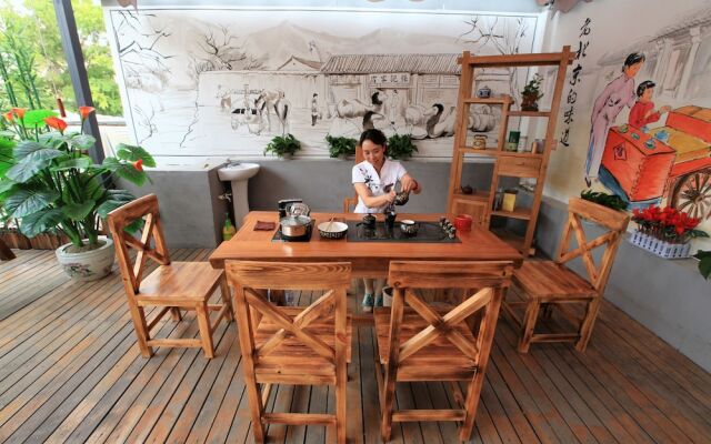 Zhantan Courtyard Hotel