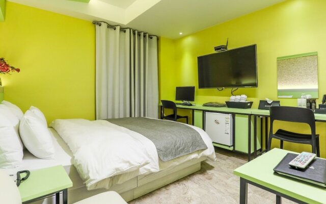Hotel Form