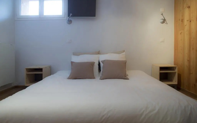 Appartement Chic En Pied de Pistes En Plein Centre de Station