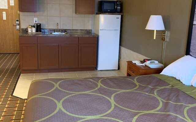 Super 8 Motel Valparaiso