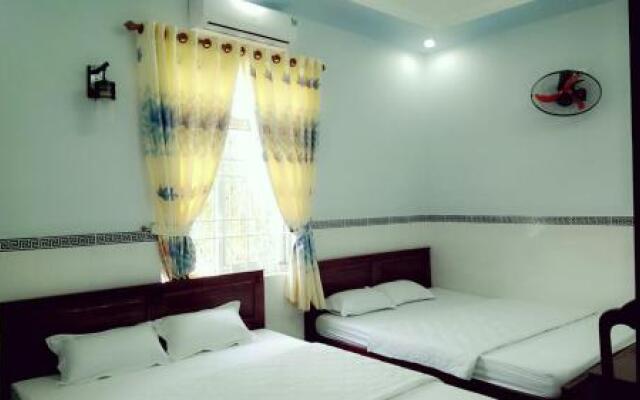 Huu Thuy Guest House