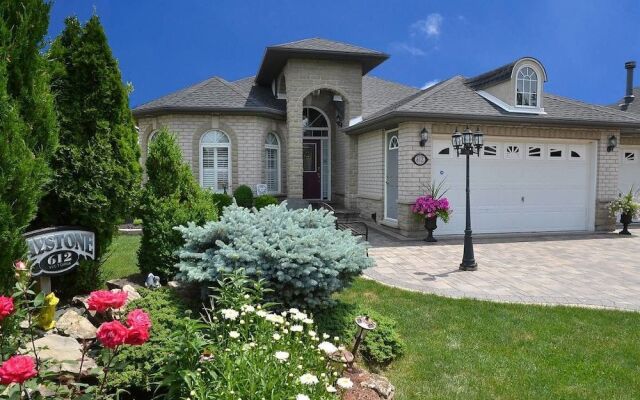 Graystone Bed and Breakfast