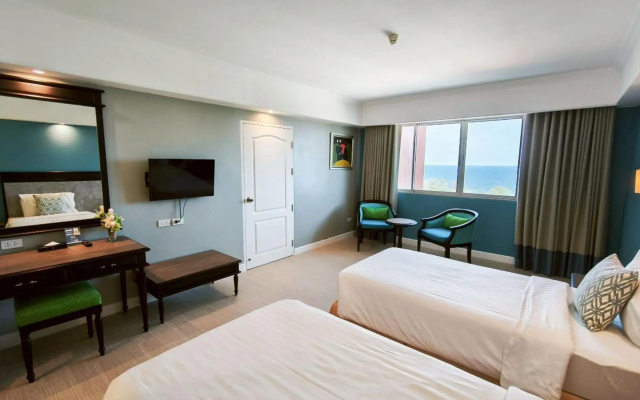 Hua Hin Grand Hotel And Plaza