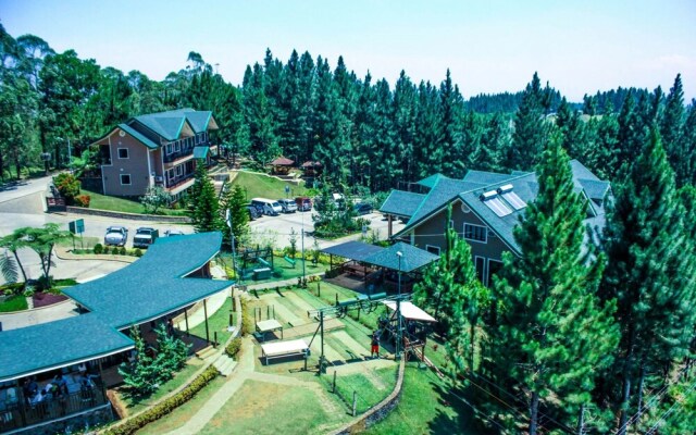 Pinegrove Mountain Lodge