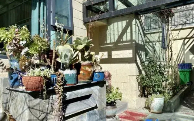 Lasa Guilai boutique Homestay
