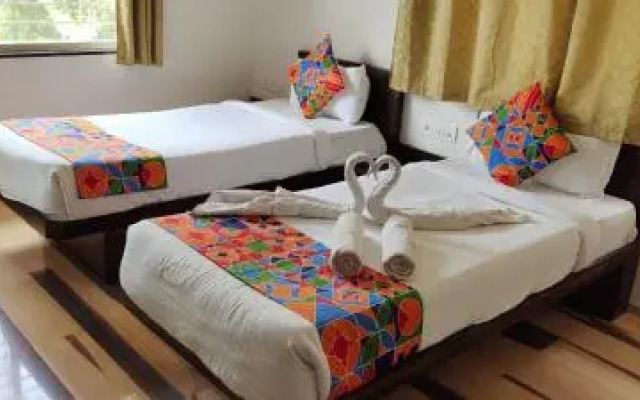 FabHotel Nido Residency