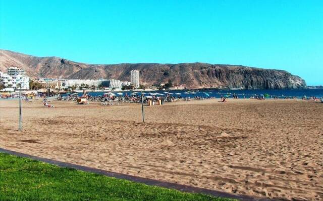 Pool View Los Cristianos by HelloApartments