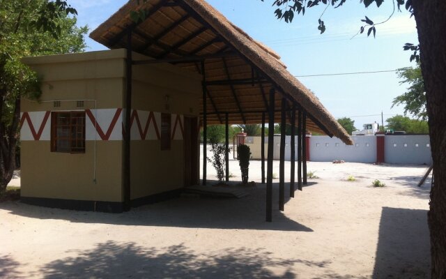 Gomwe Guest Inn