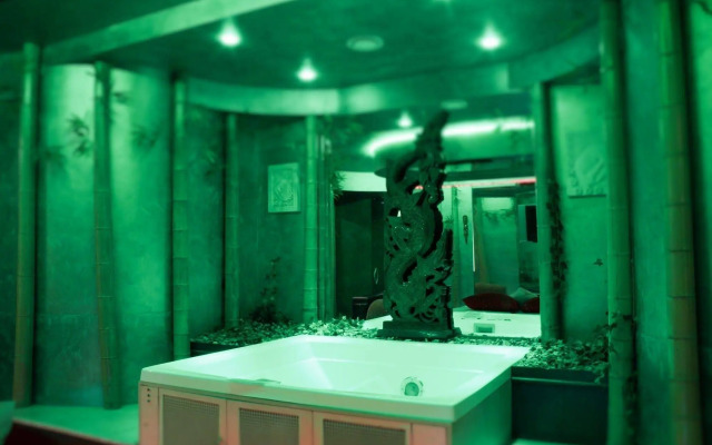 Silk Motel