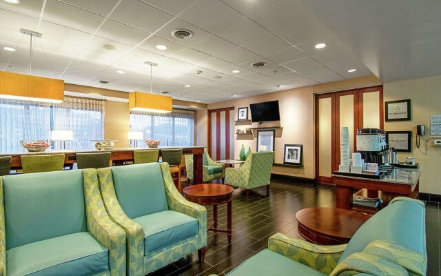 Hampton Inn Pine Grove