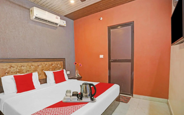 OYO 88209 Hotel Signature View
