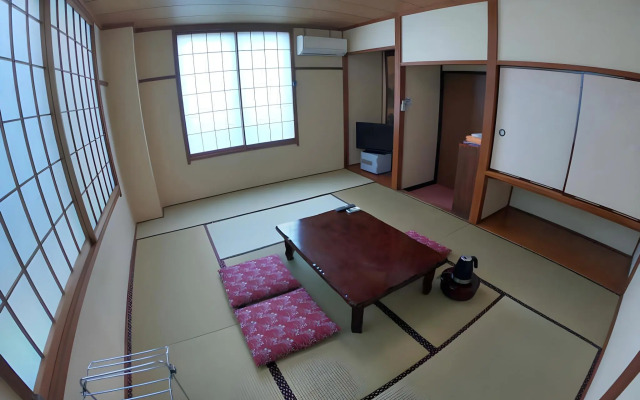 Yuzawa Ski House