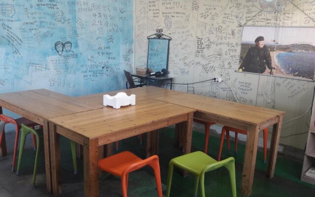 Minjoonggak Guesthouse